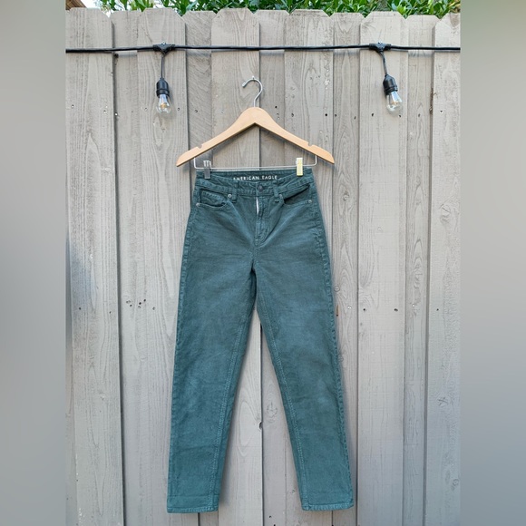 American Eagle Green Corduroy Pants in size 00 - Picture 1 of 4